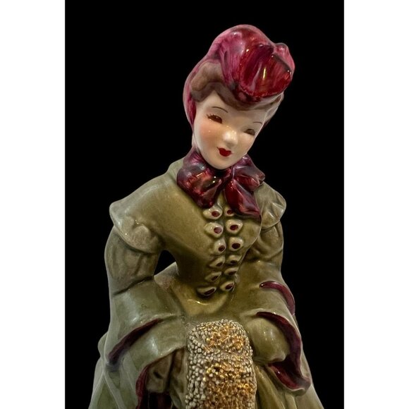 Vintage MCM Florence Pasadena Ceramics Delia Figure In Green Dress w/ Bouquet 8" - Picture 4 of 12